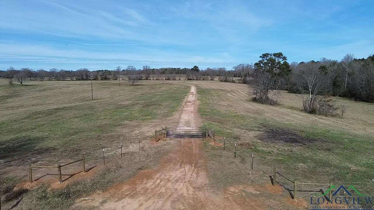 42.86 Acres of Land for Sale in Henderson, Texas