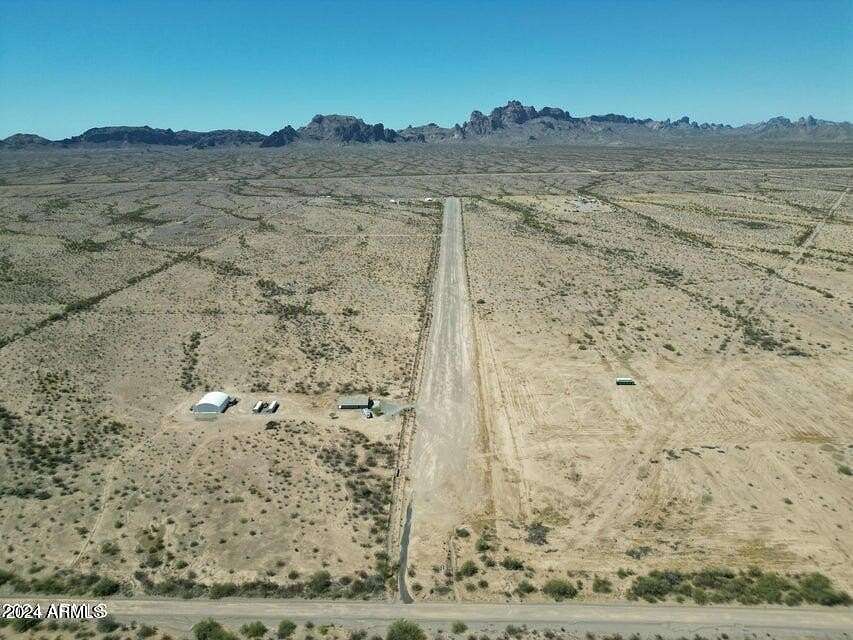 3 Acres of Land for Sale in Tonopah, Arizona