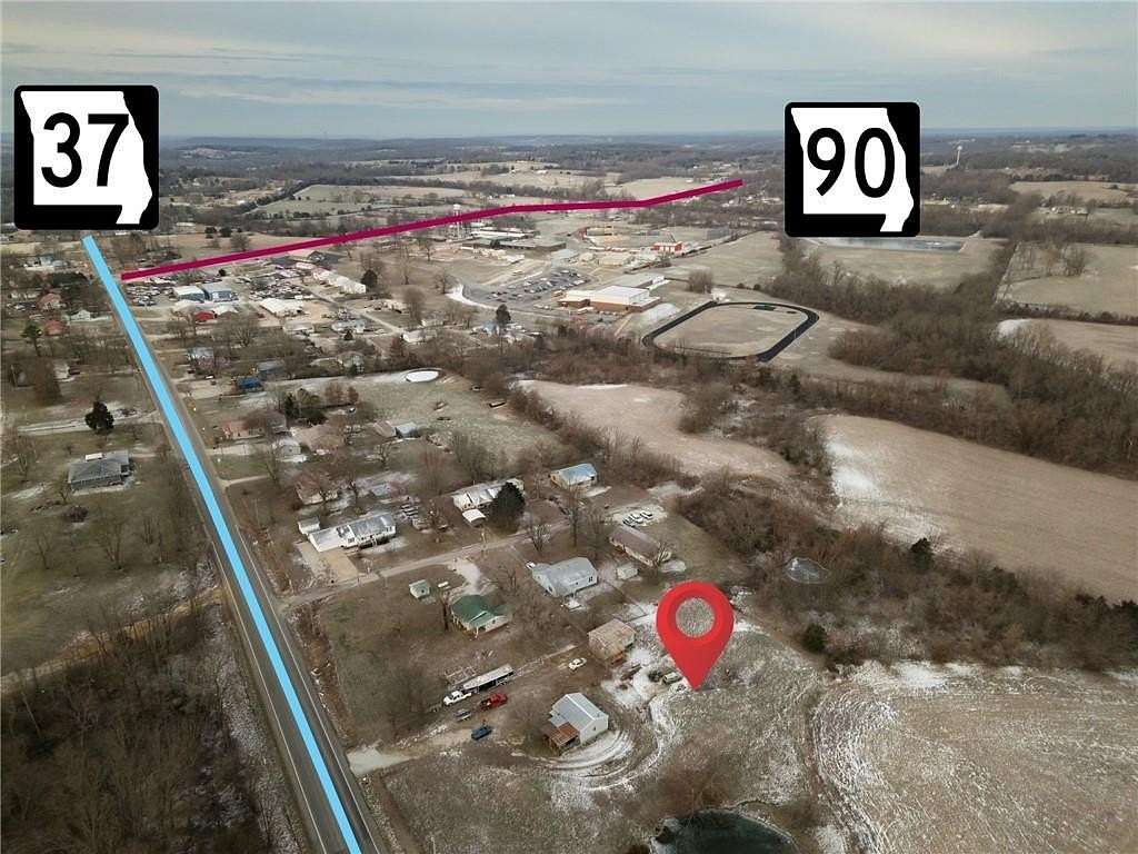 1.25 Acres of Residential Land with Home for Sale in Washburn, Missouri