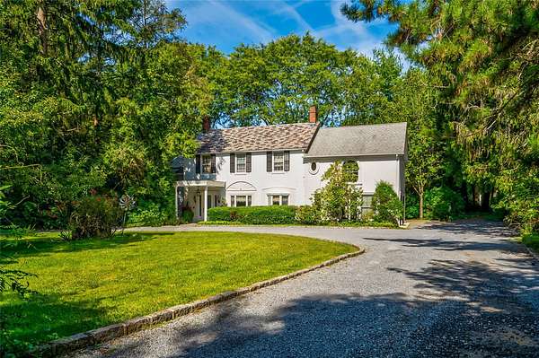 2.31 Acres of Residential Land with Home for Sale in Laurel Hollow, New York