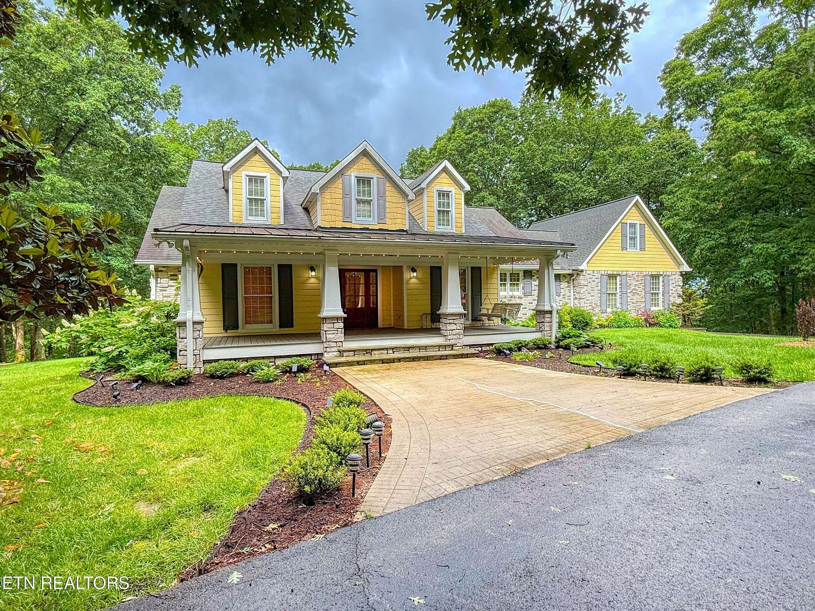 4.86 Acres of Residential Land with Home for Sale in Jamestown, Tennessee