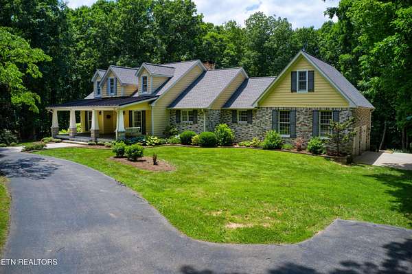 4.86 Acres of Land with Home for Sale in Jamestown, Tennessee