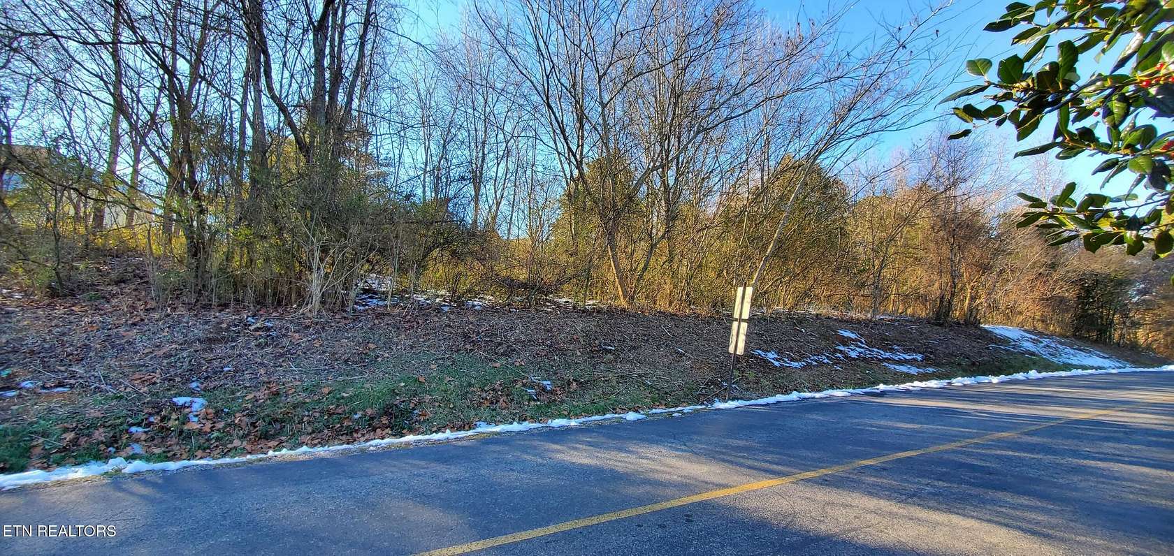 0.52 Acres of Residential Land for Sale in Loudon, Tennessee