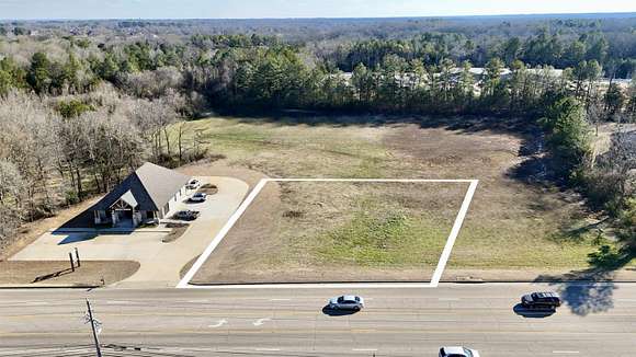 1 Acre of Mixed-Use Land for Sale in Tupelo, Mississippi