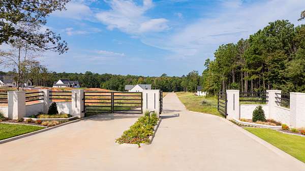 0.57 Acres of Residential Land for Sale in Longview, Texas