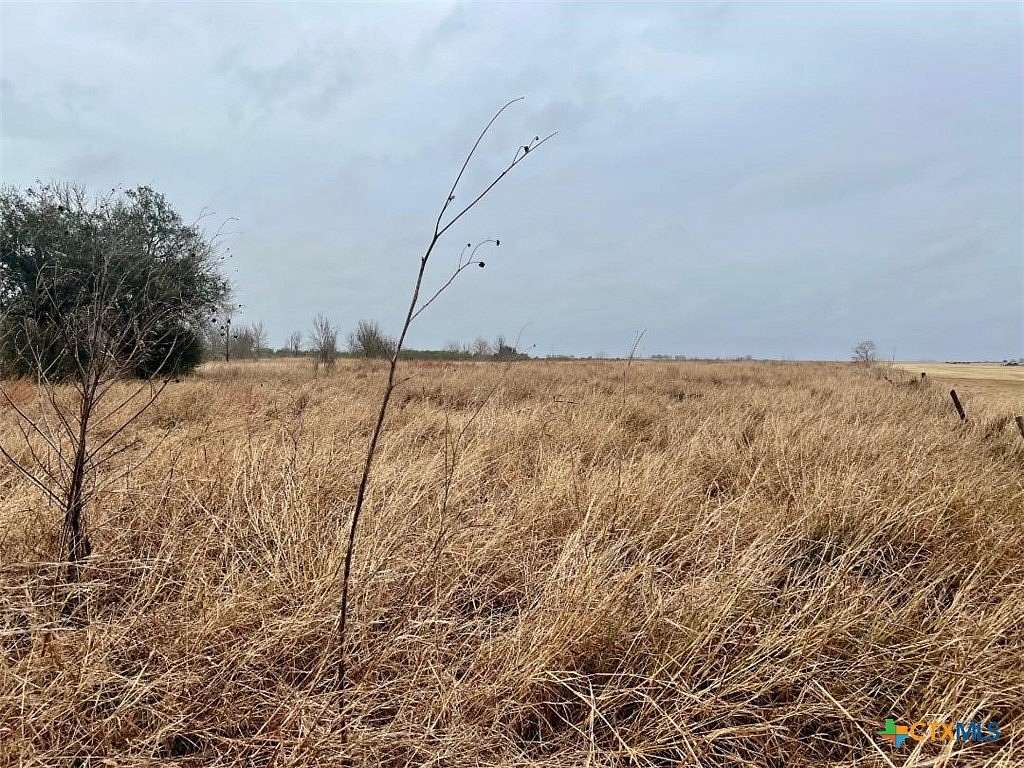 8 Acres of Land for Sale in Edna, Texas