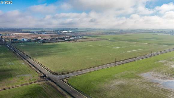 38.65 Acres of Agricultural Land for Sale in Junction City, Oregon