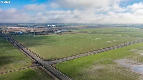 38.7 Acres of Agricultural Land for Sale in Junction City, Oregon