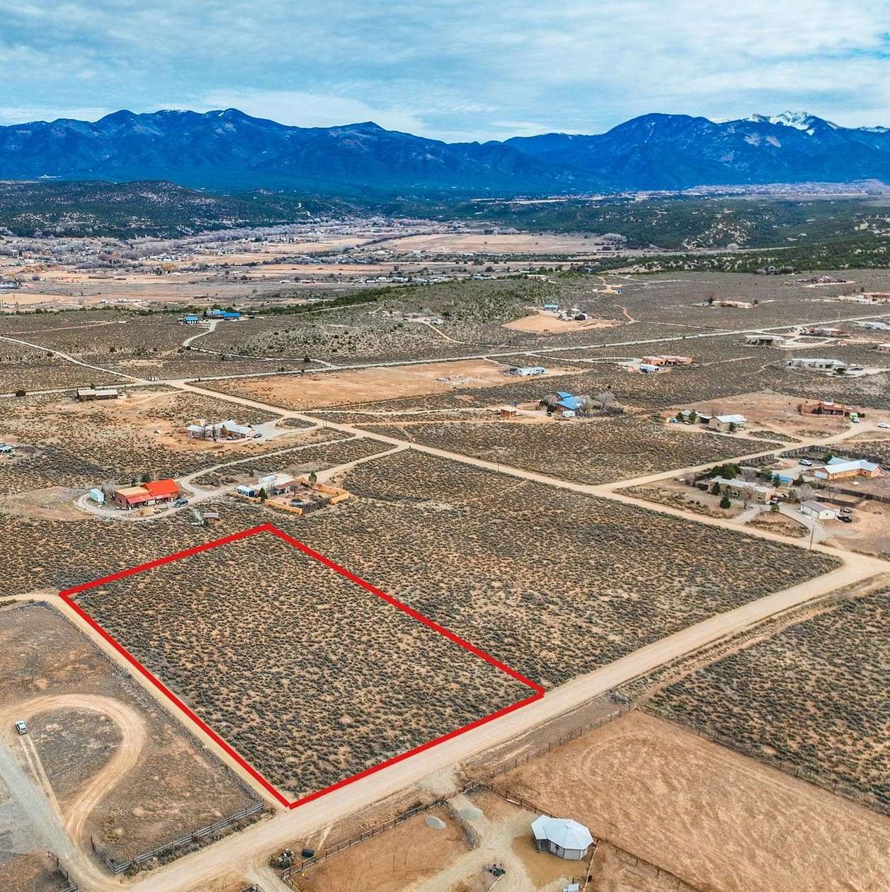 2.47 Acres of Residential Land for Sale in Arroyo Hondo, New Mexico