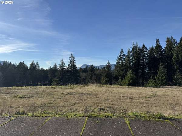 0.06 Acres of Residential Land for Sale in Cascade Locks, Oregon