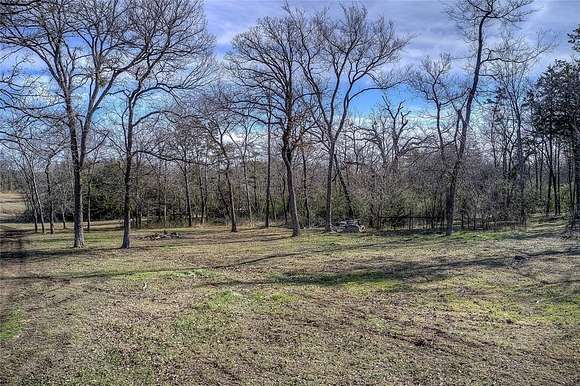 8.93 Acres of Land for Sale in Cumby, Texas