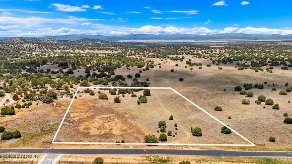 5.62 Acres of Residential Land for Sale in Prescott, Arizona