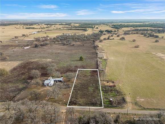 1 Acre of Residential Land for Sale in Rosebud, Texas