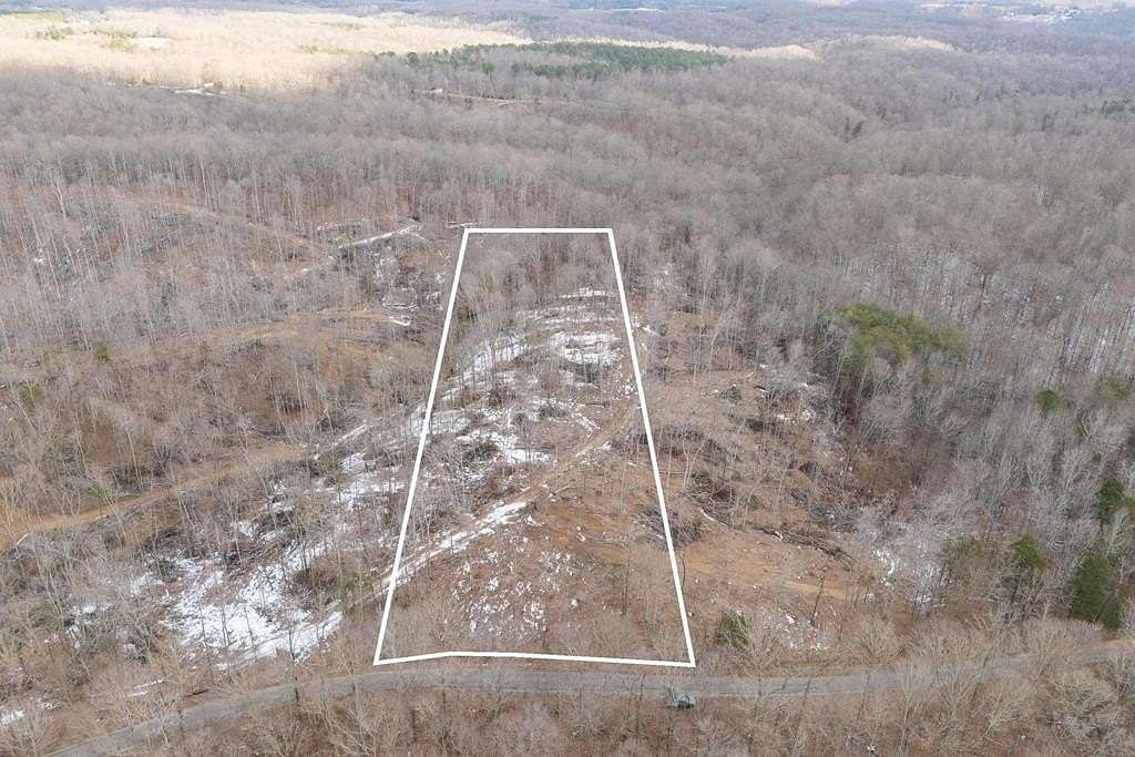 5.35 Acres of Residential Land for Sale in Sparta, Tennessee