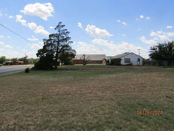 1.2 Acres of Residential Land for Sale in Levelland, Texas