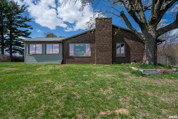 4.1 Acres of Residential Land with Home for Sale in East Peoria, Illinois