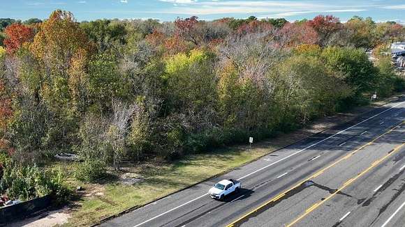 2.17 Acres of Commercial Land for Sale in Mineola, Texas