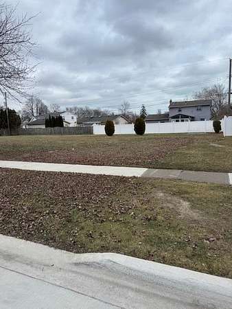 0.17 Acres of Residential Land for Sale in Monroe, Michigan