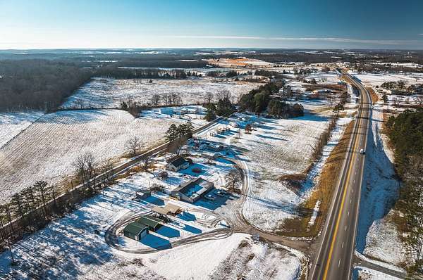 8 Acres of Mixed-Use Land for Sale in Houston, Missouri