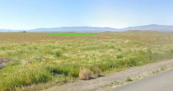 2.5 Acres of Land for Sale in Lancaster, California