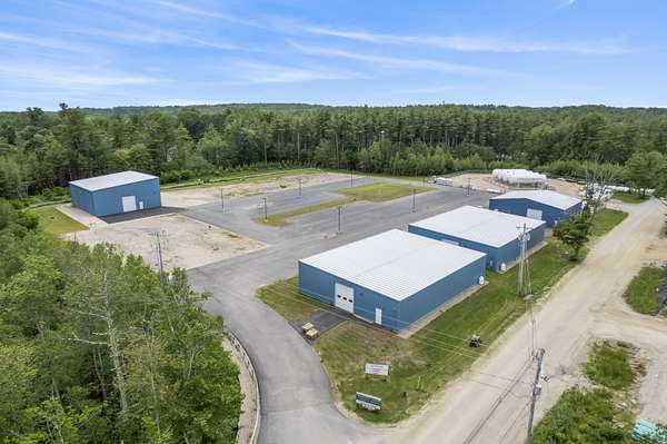 11.7 Acres of Improved Commercial Land for Sale in Eliot, Maine