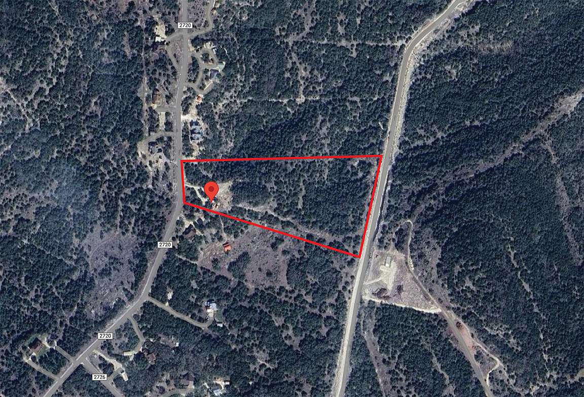 10 Acres of Land for Sale in Mico, Texas