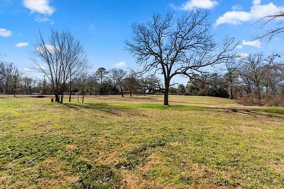 4.656 Acres of Commercial Land for Sale in Mount Pleasant, Texas