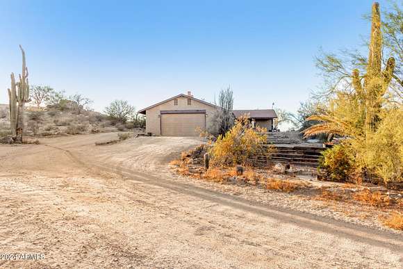 4.97 Acres of Residential Land with Home for Sale in Buckeye, Arizona