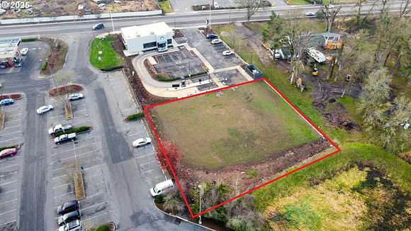 0.39 Acres of Commercial Land for Sale in Molalla, Oregon