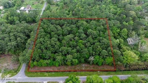 5 Acres of Residential Land for Sale in Gulfport, Mississippi