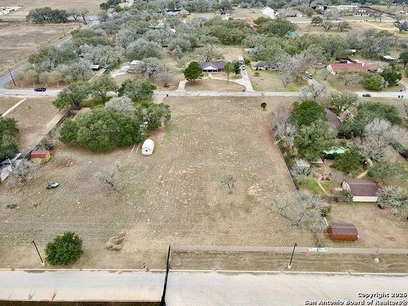 1.1 Acres of Residential Land for Sale in Pleasanton, Texas