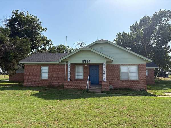 5.44 Acres of Residential Land with Home for Sale in Vernon, Texas