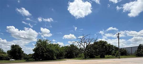 0.8 Acres of Residential Land for Sale in Moore, Oklahoma