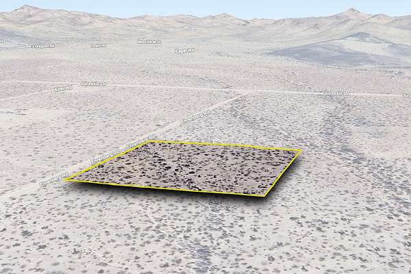 2.35 Acres of Residential Land for Sale in Golden Valley, Arizona