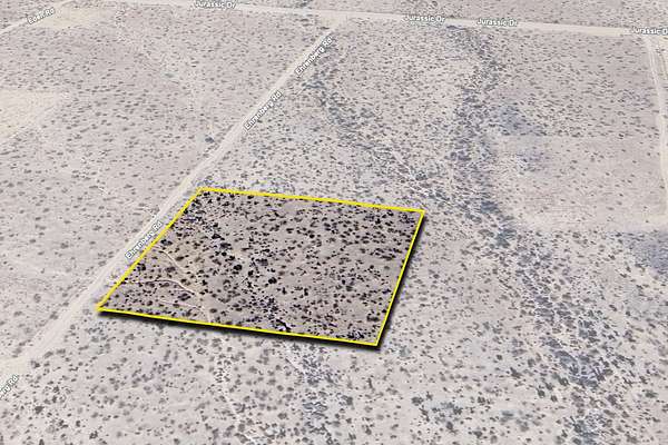 2.35 Acres of Residential Land for Sale in Golden Valley, Arizona