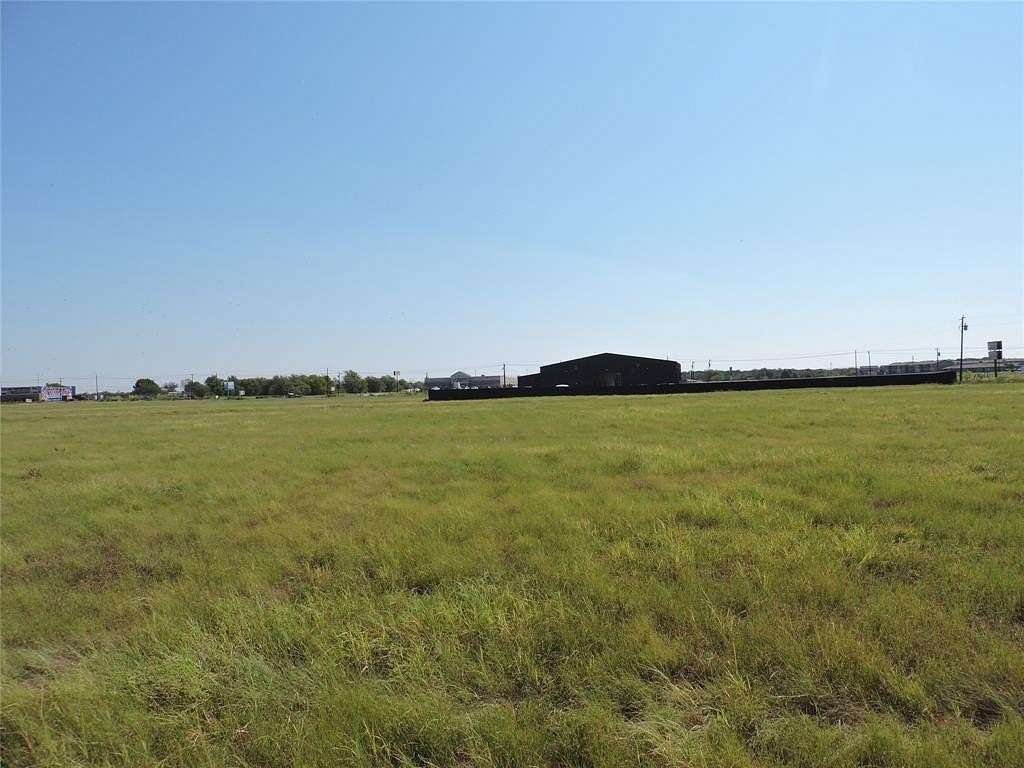 1 Acre of Commercial Land for Sale in Mabank, Texas