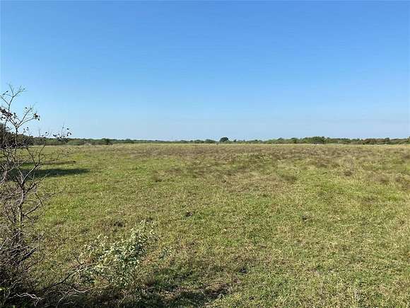 0.88 Acres of Commercial Land for Sale in Mabank, Texas