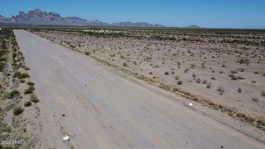 3.12 Acres of Land for Sale in Tonopah, Arizona