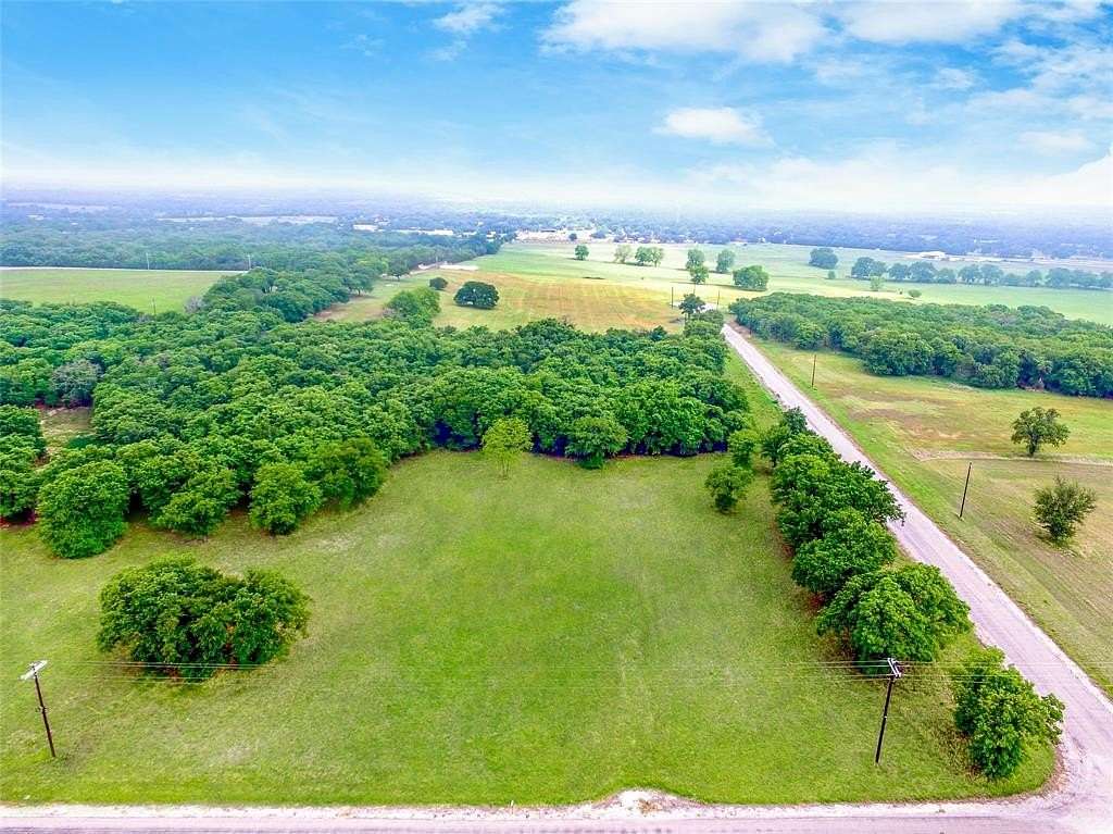 5 Acres of Residential Land for Sale in Iredell, Texas