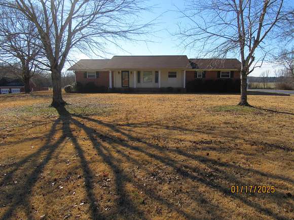 13 Acres of Land with Home for Sale in Ripley, Mississippi