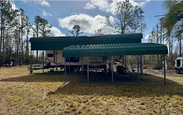 1.5 Acres of Land for Sale in Jasper, Florida