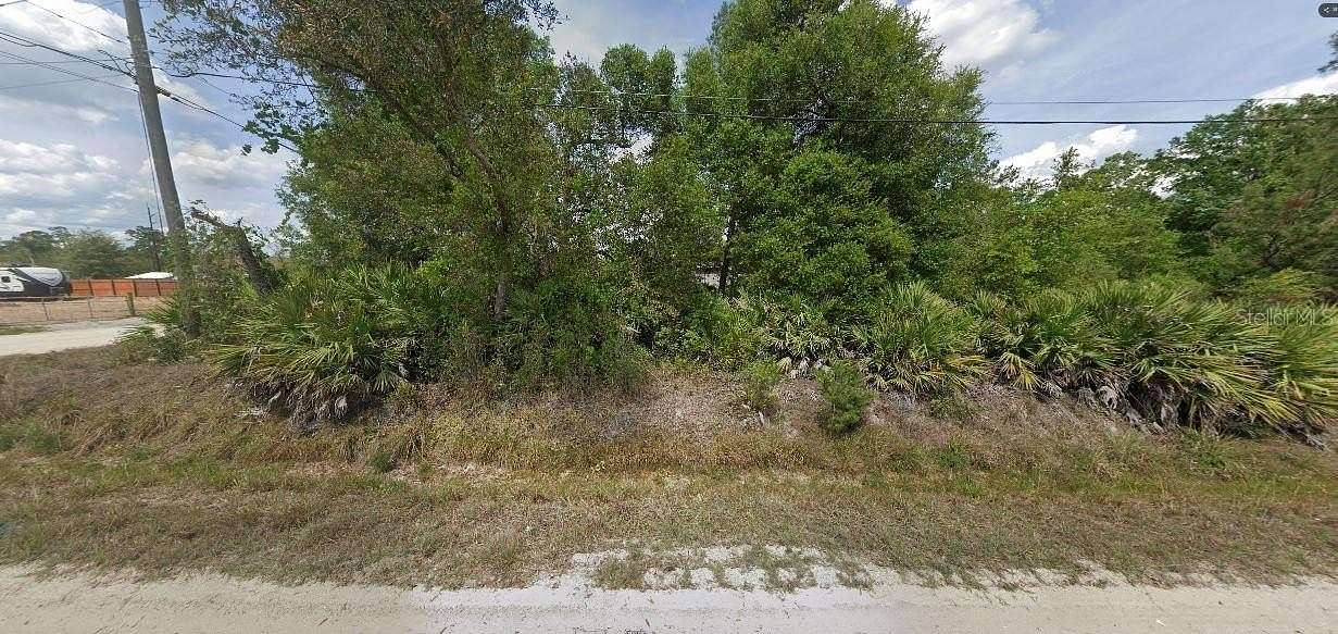 1.25 Acres of Land for Sale in DeLand, Florida