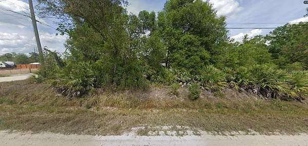 1.25 Acres of Land for Sale in DeLand, Florida