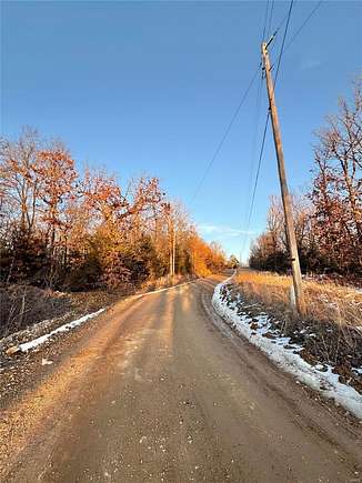 3 Acres of Residential Land for Sale in Roubidoux Township, Missouri