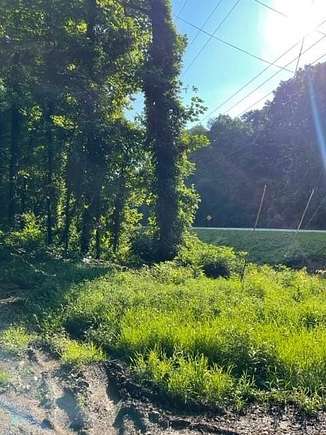 8 Acres of Residential Land for Sale in Cleveland, Georgia