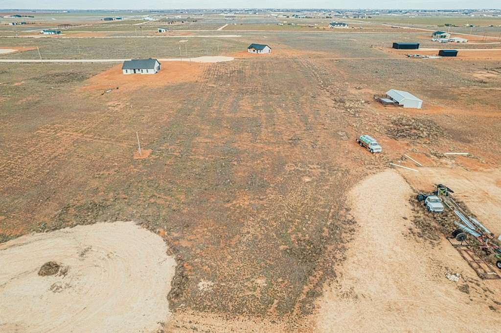 1.2 Acres of Residential Land for Sale in Seminole, Texas