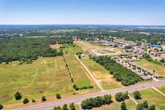 9.48 Acres of Improved Mixed-Use Land for Sale in Harrah, Oklahoma