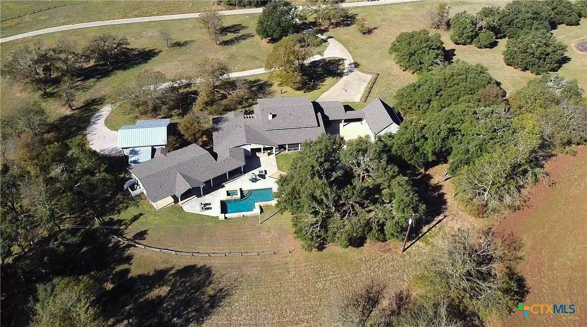 12 Acres of Land with Home for Sale in Temple, Texas