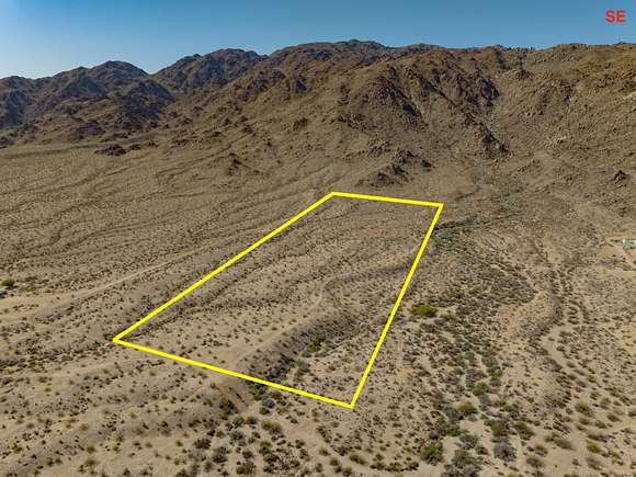 13.63 Acres of Land for Sale in Twentynine Palms, California