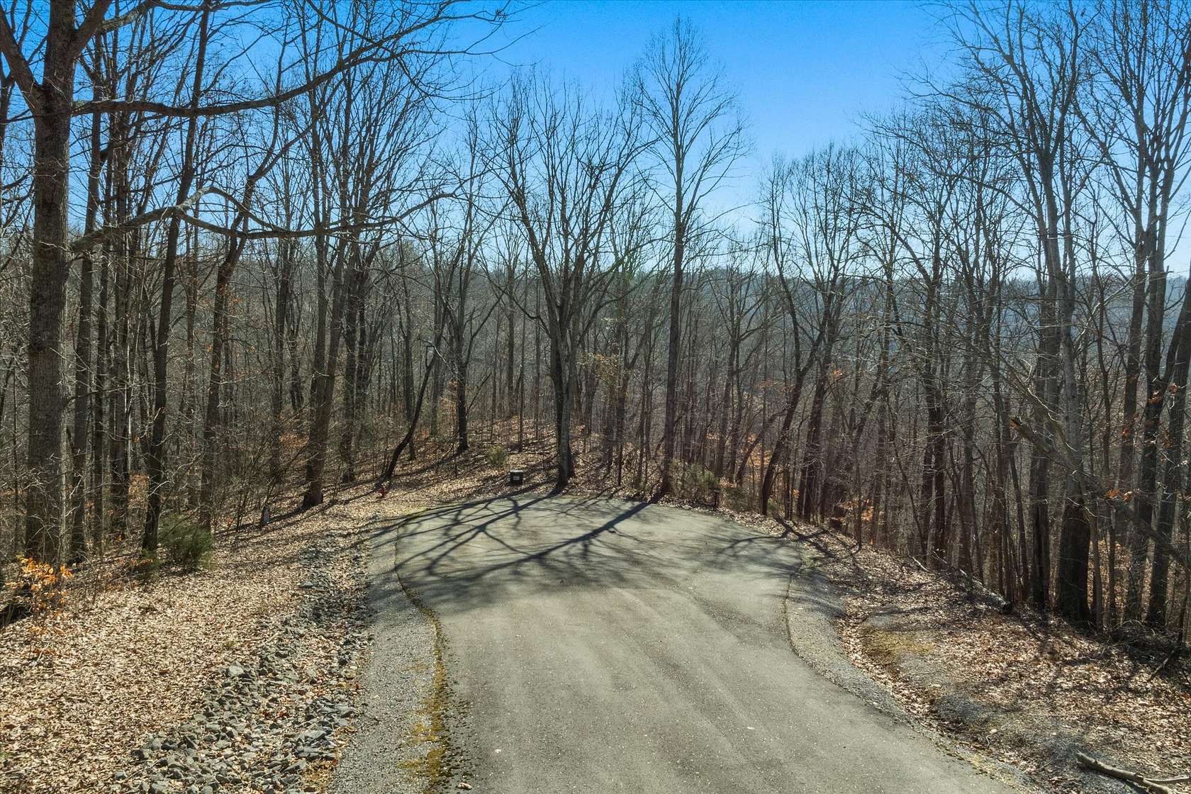 1 Acre of Residential Land for Sale in Smithville, Tennessee